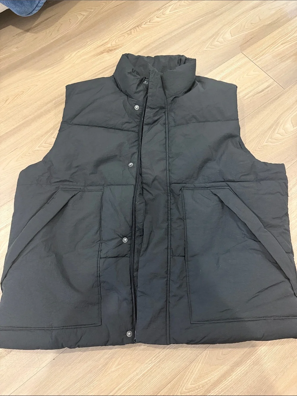 Old Navy Men's Black Puffer Jacket